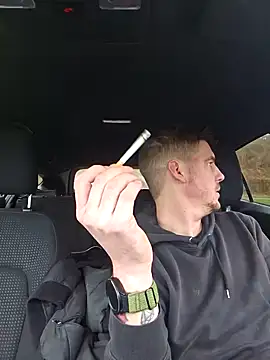 Titanhoott online show from 01-22-25, 11:01