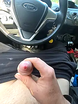 Titanhoott online show from 09-29-25, 09:49