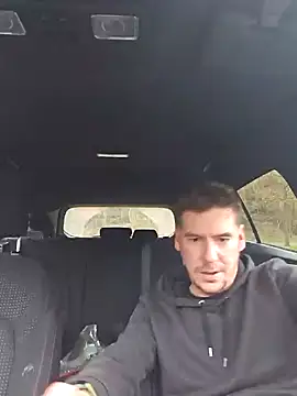 Titanhoott online show from 01-25-25, 11:02