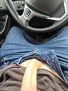 Titanhoott online show from 03-10-25, 11:12