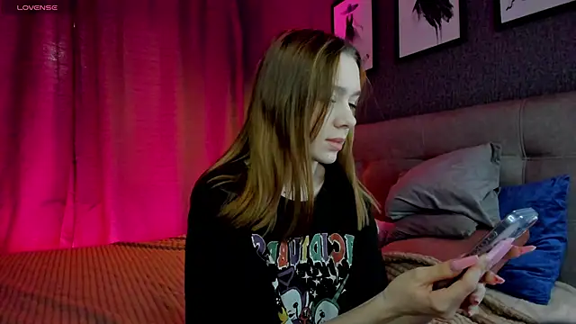 Lesi Moonie01 online show from 02-13-26, 09:09