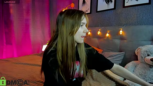 Lesi Moonie01 online show from 12-21-25, 09:22