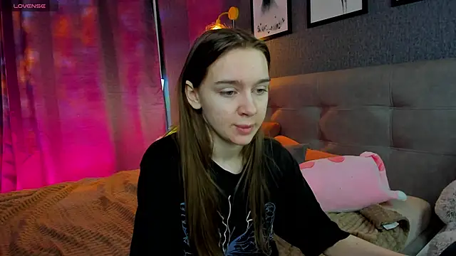 Lesi Moonie01 online show from 12-04-25, 08:35