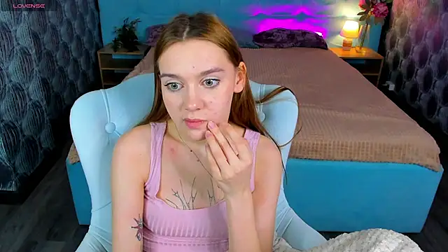 Lesi Moonie01 online show from 03-19-25, 02:24