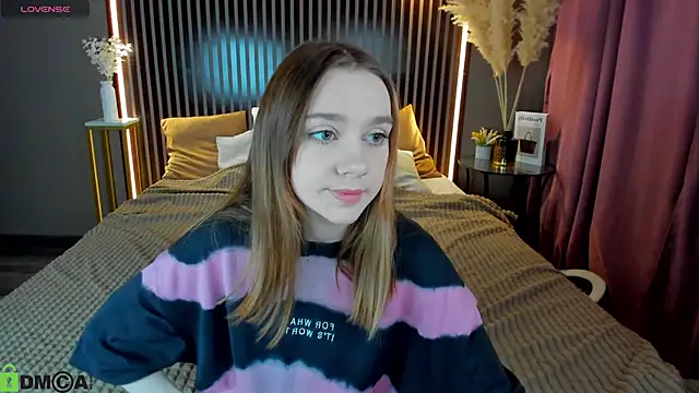 Lesi Moonie01 online show from 03-24-26, 09:20