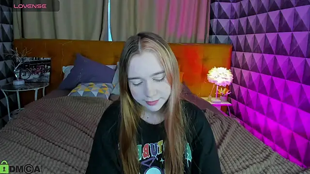 Lesi Moonie01 online show from 09-18-25, 08:06