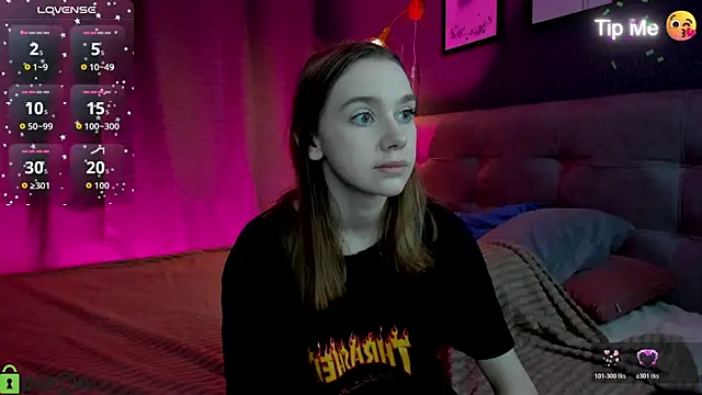 Lesi Moonie01 online show from 02-18-26, 09:39