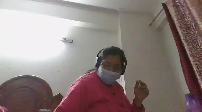 cutiecatty21 online show from 02-14-25, 04:52