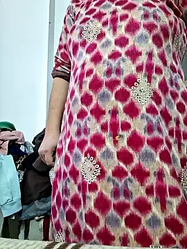 cutiecatty21 online show from 01-14-26, 09:46