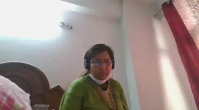 cutiecatty21 online show from 12-09-24, 09:28