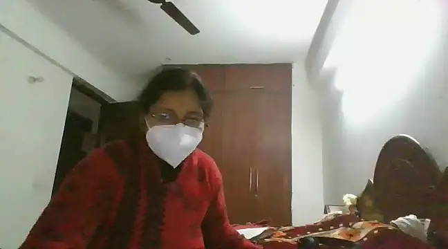 cutiecatty21 online show from 12-19-24, 04:24