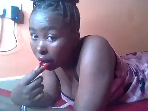 Snapshot of Moonfades chatting on 01-24-25, 09:58 Moonfades online show from 01-24-25, 09:58