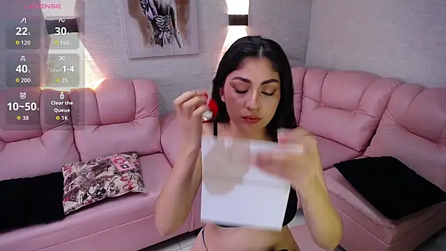 Alaya cute online show from 10-11-25, 08:32