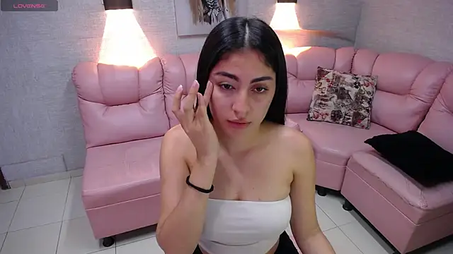 Alaya cute online show from 10-17-25, 10:33