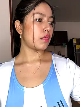 EmmaRossem online show from 10-19-25, 07:27