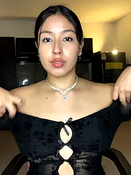 EmmaRossem online show from 12-13-25, 08:04