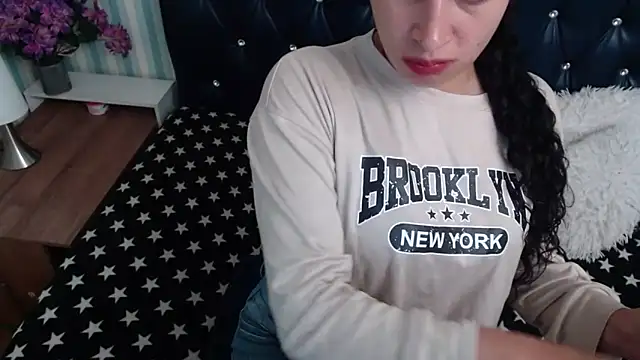 Scarlett Keaton online show from 09-22-25, 05:24