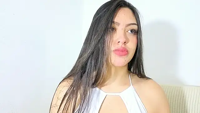 Sweet-Sophiee online show from 10-01-25, 03:55