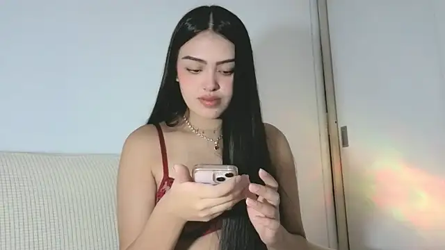 Sweet-Sophiee online show from 04-24-26, 03:30