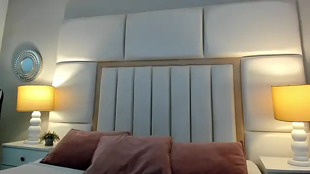 AmbarSantany online show from 11-15-25, 10:36