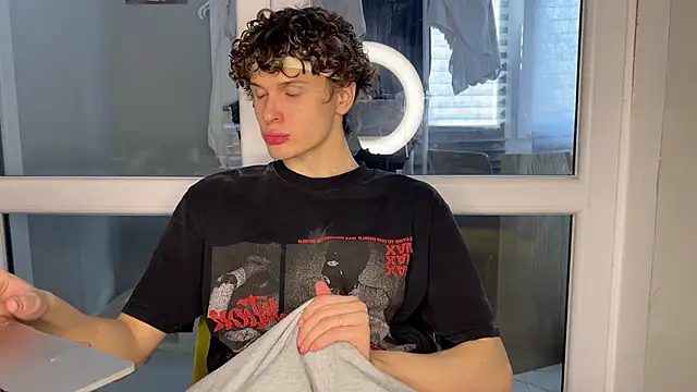 alyx garden online show from 03-10-26, 10:19