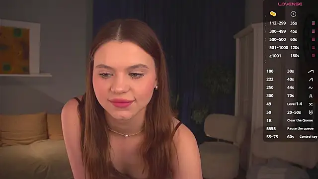 its me lissa  online show from 11-23-25, 01:54