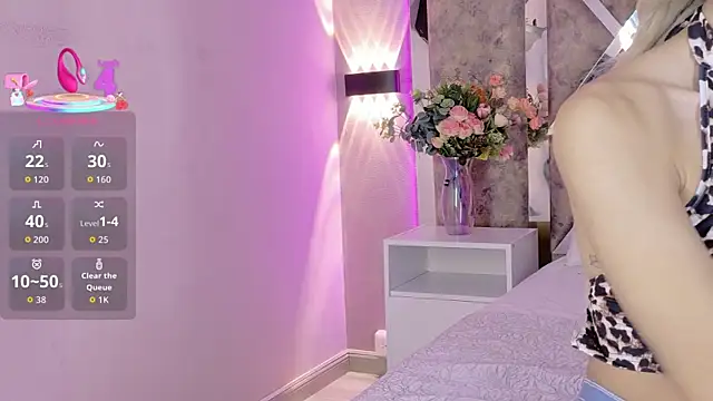 MaxiRogers online show from 12-16-25, 10:08