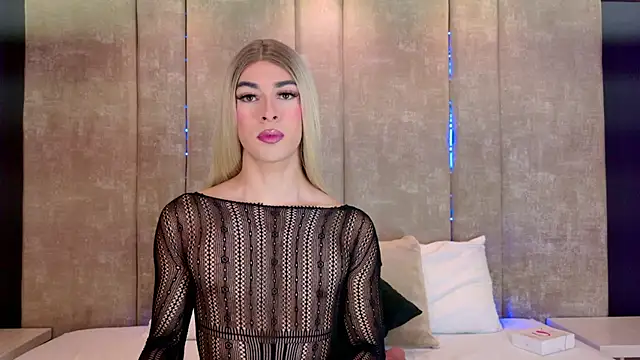 MaxiRogers online show from 11-17-25, 11:47