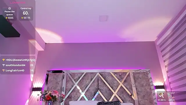 Snapshot of MaxiRogers chatting on 03-17-25, 10:40 MaxiRogers online show from 03-17-25, 10:40