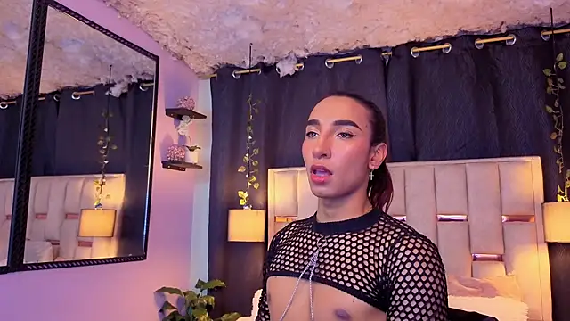 Nathan Smith  online show from 09-18-25, 07:39