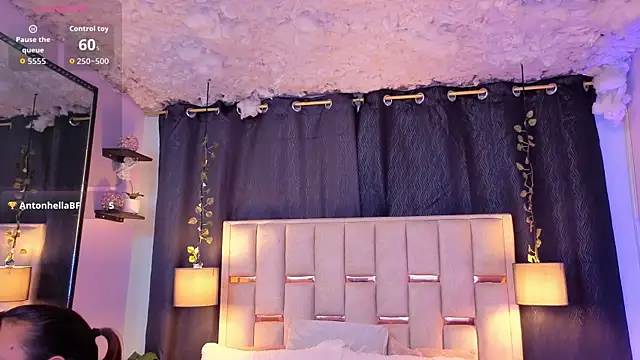 Nathan Smith  online show from 09-16-25, 07:59