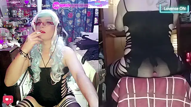 Snapshot of SissyFlorAzul chatting on 02-15-25, 05:51 SissyFlorAzul online show from 02-15-25, 05:51