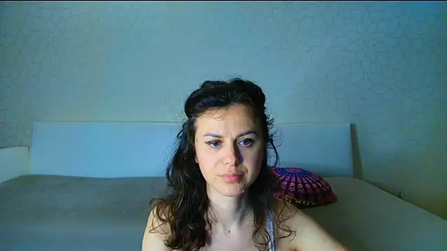 LeggyLover90 online show from 05-20-26, 02:47