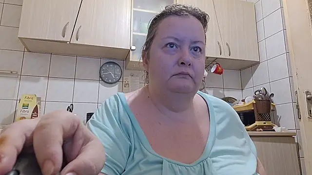 Snapshot of melissaBlessing chatting on 09-20-25, 01:43 melissaBlessing online show from 09-20-25, 01:43