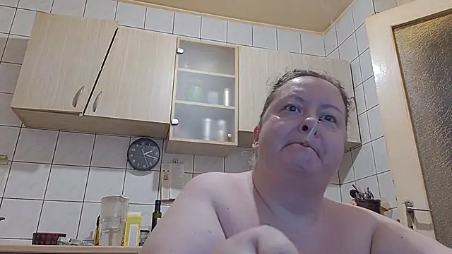 Snapshot of melissaBlessing chatting on 06-14-26, 11:17 melissaBlessing online show from 06-14-26, 11:17
