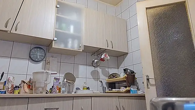 Snapshot of melissaBlessing chatting on 10-09-25, 02:12 melissaBlessing online show from 10-09-25, 02:12