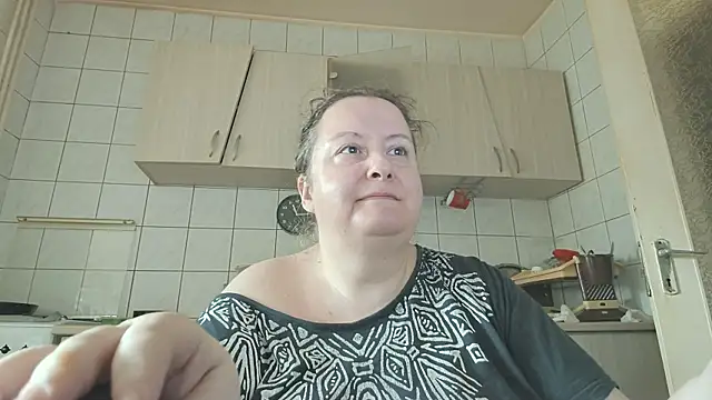 Snapshot of melissaBlessing chatting on 03-16-25, 07:15 melissaBlessing online show from 03-16-25, 07:15