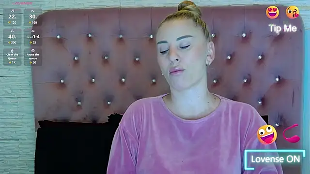 KikiSweet08 online show from 11-20-25, 05:19