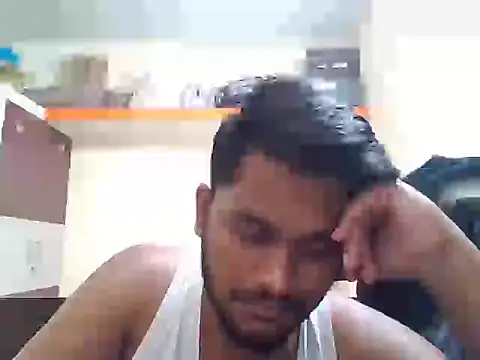 Snapshot of LundChodumera chatting on 12-20-25, 01:58 LundChodumera online show from 12-20-25, 01:58