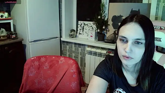 Snapshot of BlackHe4rts_ chatting on 01-29-25, 10:22 BlackHe4rts  online show from 01-29-25, 10:22