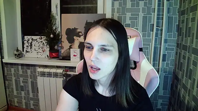 Snapshot of BlackHe4rts_ chatting on 02-08-25, 12:06 BlackHe4rts  online show from 02-08-25, 12:06