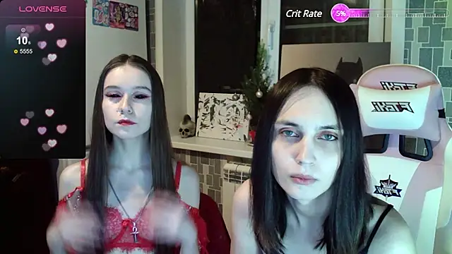 Snapshot of BlackHe4rts_ chatting on 02-04-25, 09:20 BlackHe4rts  online show from 02-04-25, 09:20