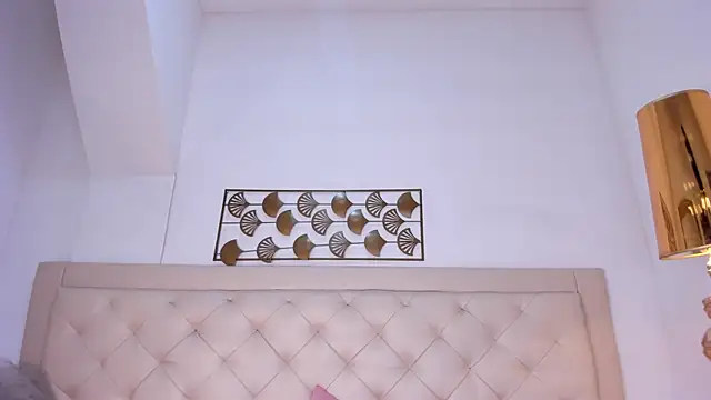  chloe adams online show from 03-18-25, 02:50