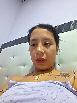 Young-Milkmaid online show from 02-09-25, 01:25