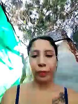 Young-Milkmaid online show from 01-17-25, 08:00