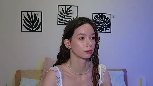 katycrown online show from 02-25-25, 12:49