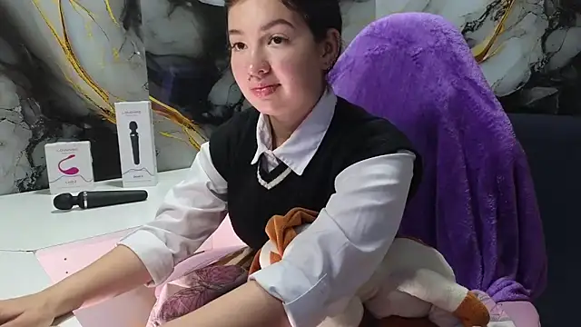 lilimini032 online show from 02-23-26, 08:20