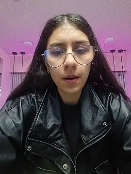 Lita Rogers online show from 01-10-26, 02:01