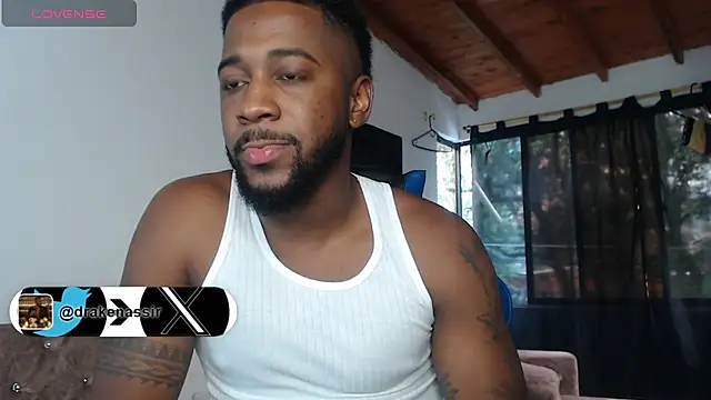 Snapshot of Drake_Nassir4 chatting on 07-19-26, 06:48 Drake Nassir4 online show from 07-19-26, 06:48