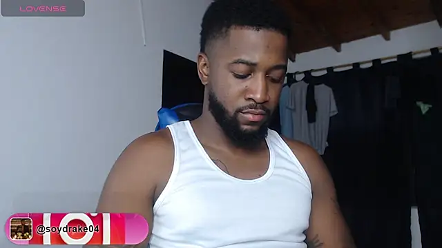 Snapshot of Drake_Nassir4 chatting on 06-17-26, 04:34 Drake Nassir4 online show from 06-17-26, 04:34